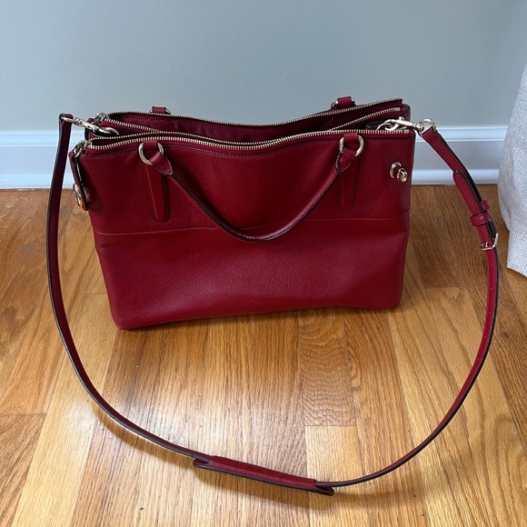 Coach Red Pebbled Leather Shoulder Borough Bag with removable cross body strap - Picture 3 of 9